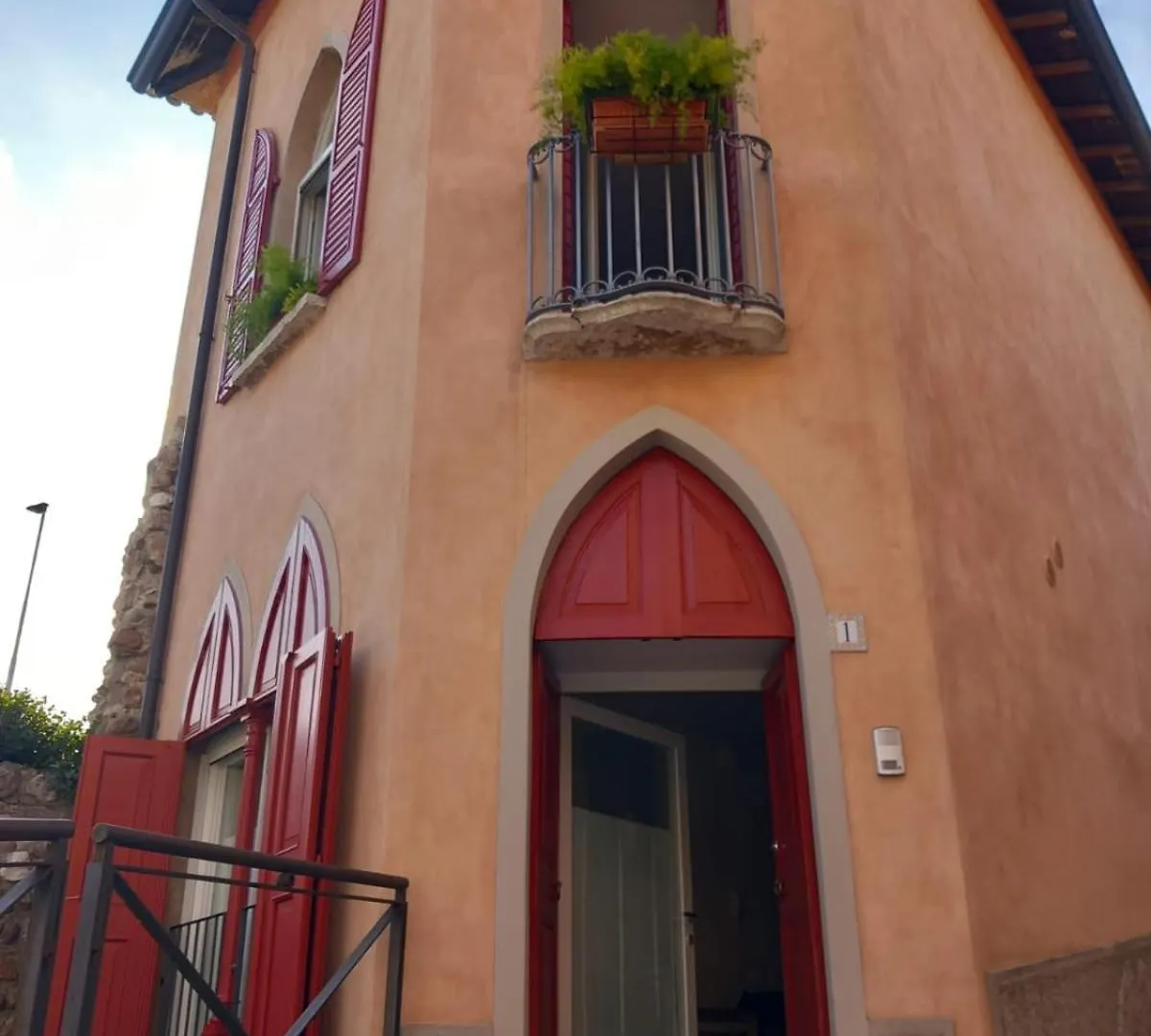 Apartment La Casina Delle Olghe 1 Relax Sulle Colline Moreniche Del Garda Cavriana